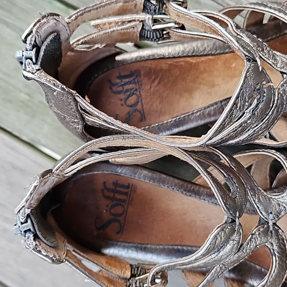 Sofft Strappy Sandals | Leather - Picture 9 of 11